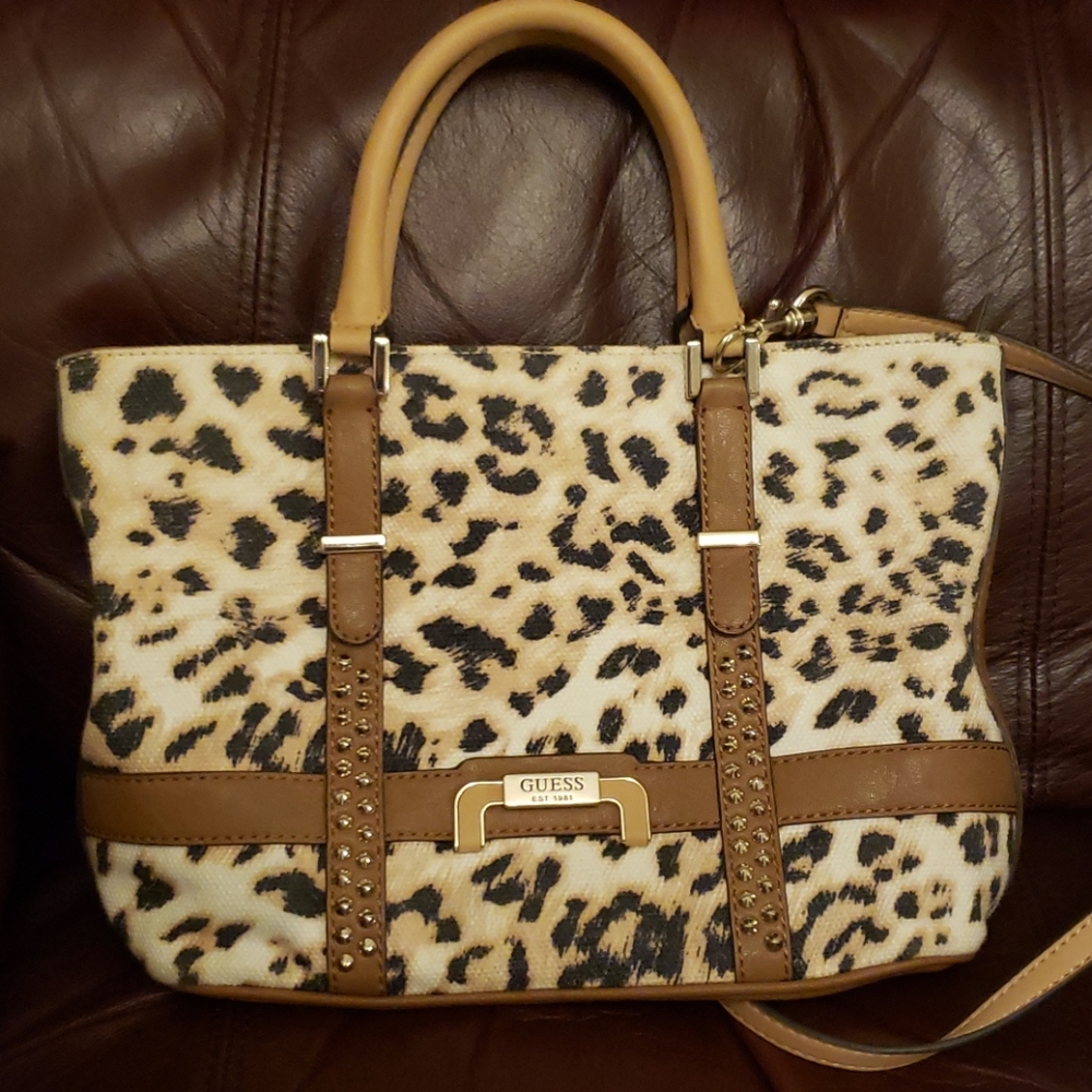 Guess handbag with crossbody strap